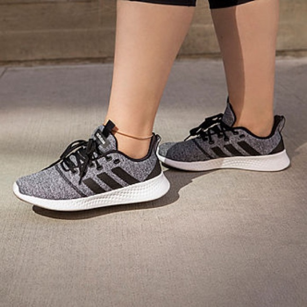 Adidas Cloudfoam Super Running Sneakers – Black & White – Women’s US 7.5